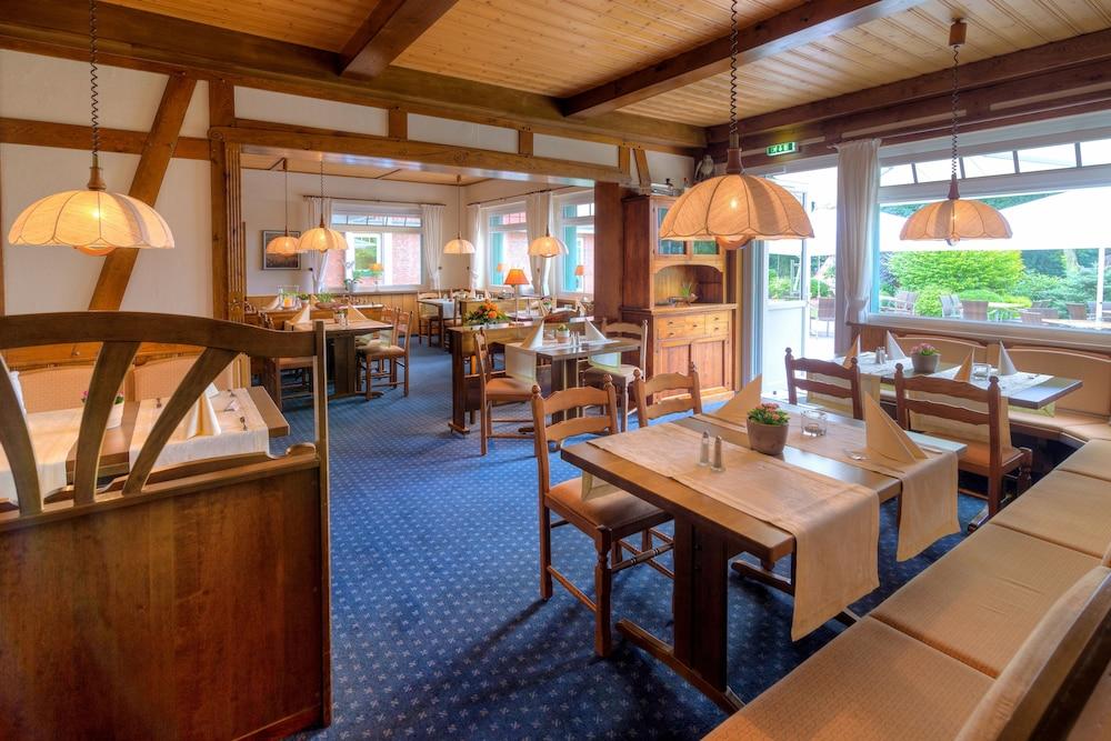 Landgasthof "Zum Gruenen Walde" Nordholz Esterno foto