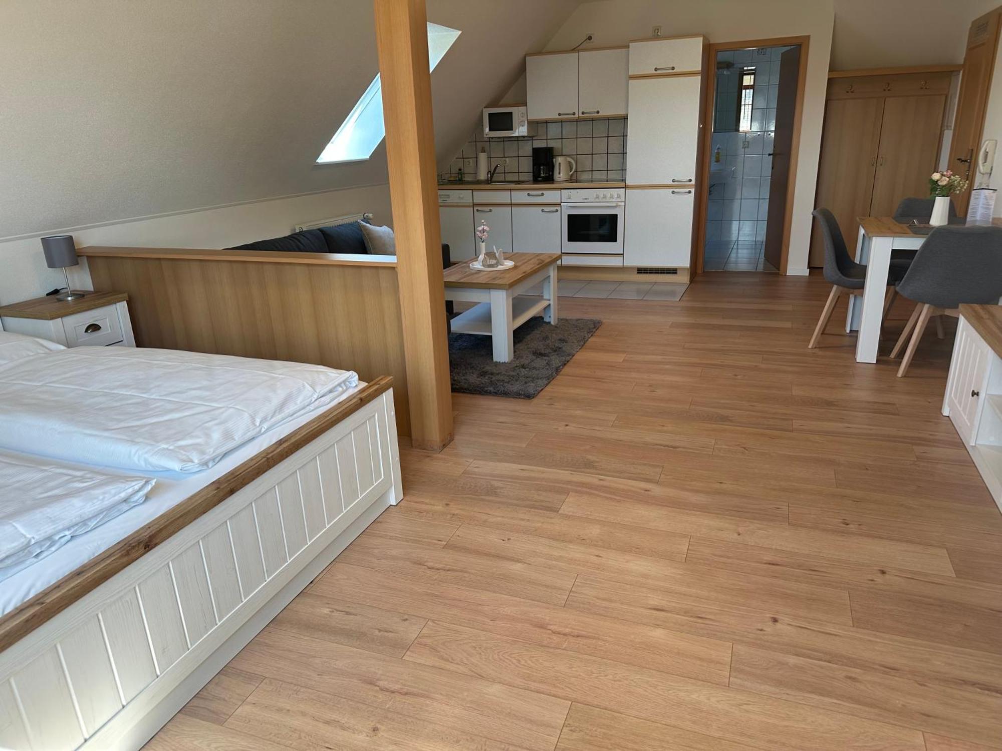 Landgasthof "Zum Gruenen Walde" Nordholz Esterno foto